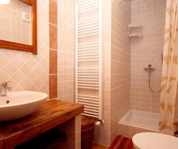 Family Friendly House With A Swimming Pool Breze, Novi Vinodolski - 6920 Case de vacanță Ledenice